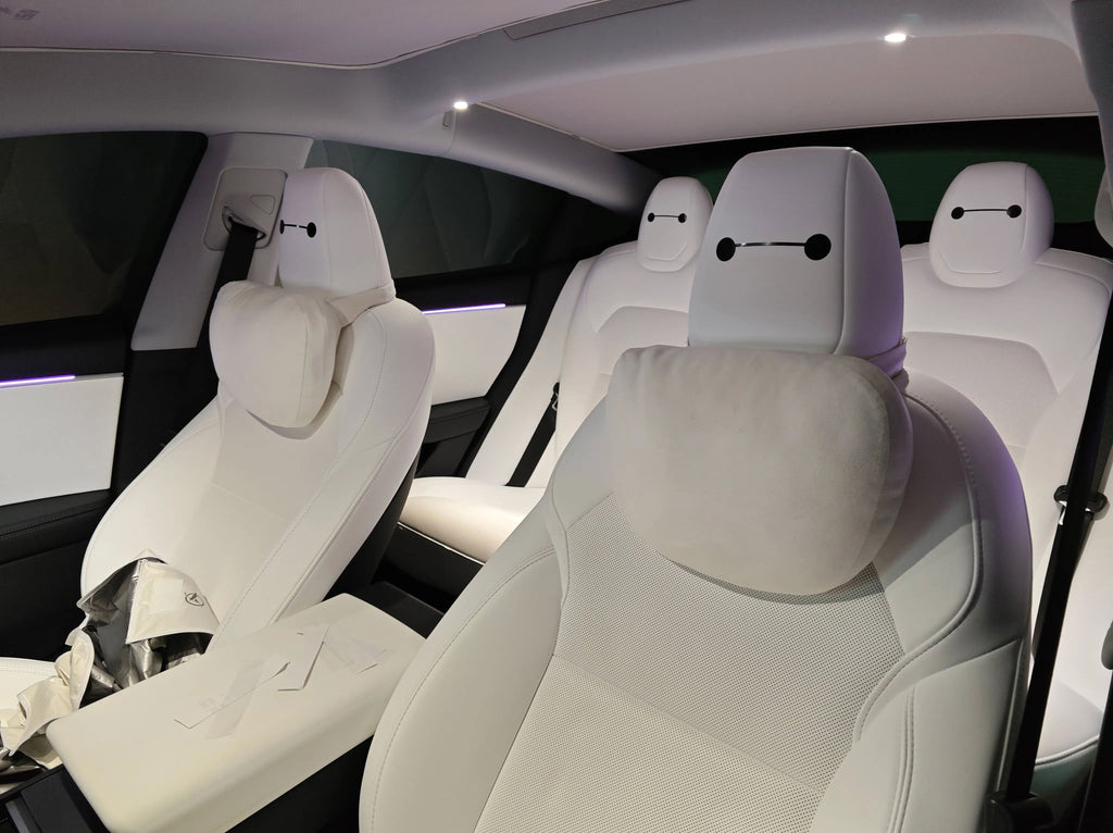 Christmas Hat for Tesla Model 3/X/S/Y Seats (2 hats with 2 pair of eyes) - Teskay